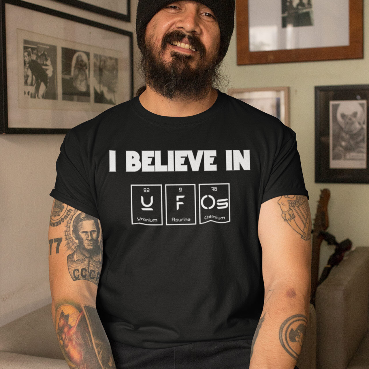 I Believe In UFO's | Silly Asylum | Nerdy Alien and Chemistry T-Shirt